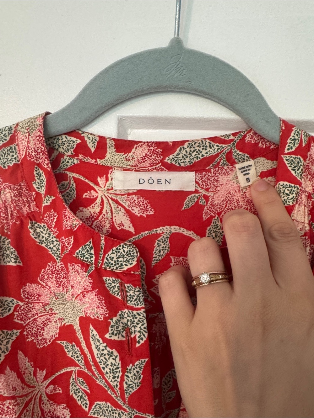 Red Floral Button-Front Midi Dress - Picture 2 of 4